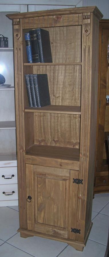 Estante Livreiro Cêra com porta (0,60L x 0,35P x 1,75A) 