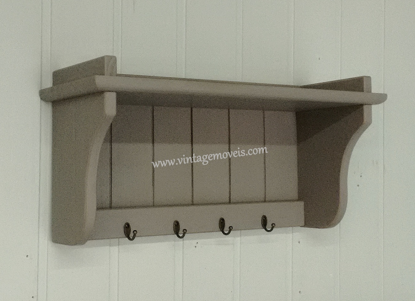 Prateleira Pequena com Ganchos Cinza Envelhecido (0,54L x 0,20P x 0,27A) Valores clique na imagem